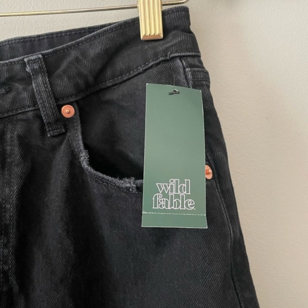 BNWT! Wild fable highest rise baggy jean - BLACK Destructed